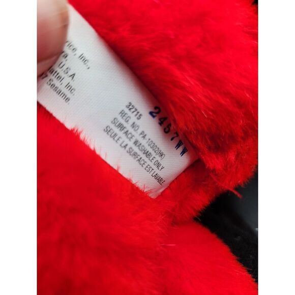 Tickle Me Elmo Sesame Street 2007 Fisher Price Plush Toy - Picture 2 of 4